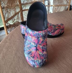 Dansko Multicolor Women's Clogs 39